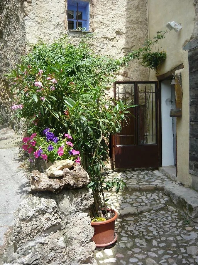 Bed and Breakfast Le Pra De Pe Cotignac 0*,  Frankreich
